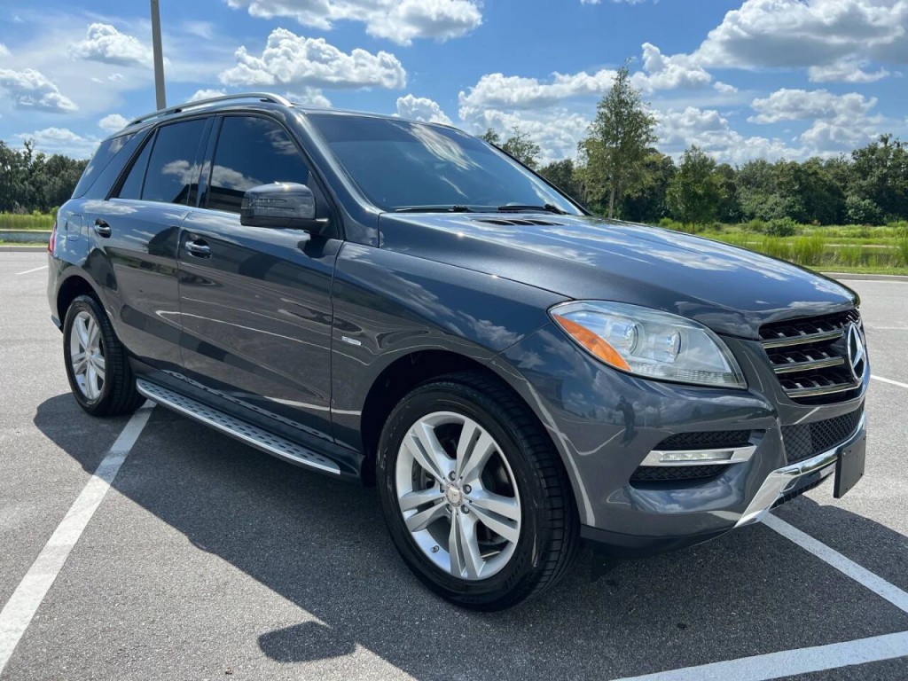 2012 Mercedes-Benz M-Class Image 2