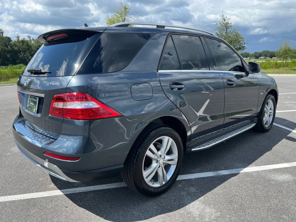 2012 Mercedes-Benz M-Class Image 3