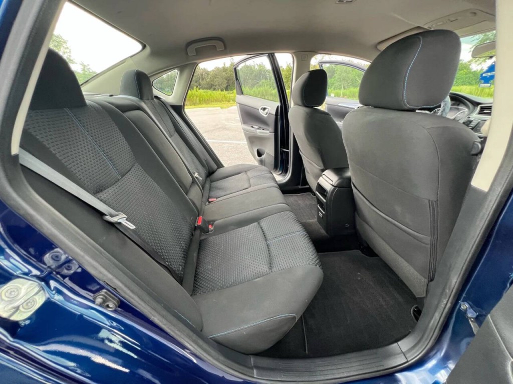 2018 Nissan Sentra Image 8