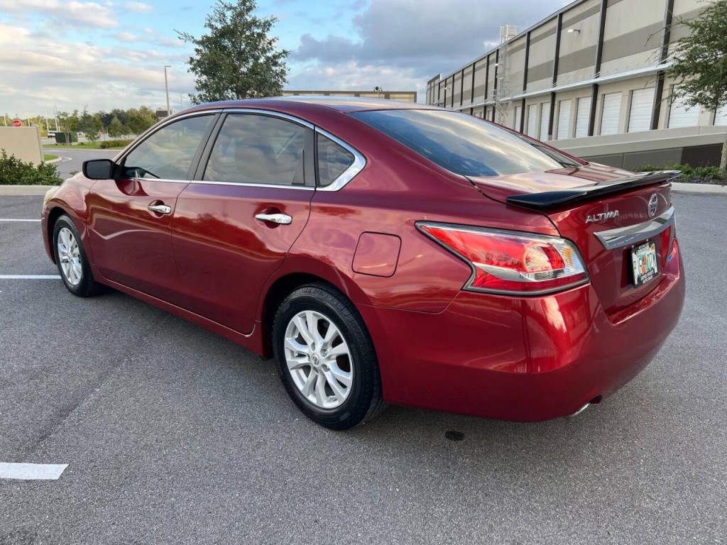 2014 Nissan Altima Image 4