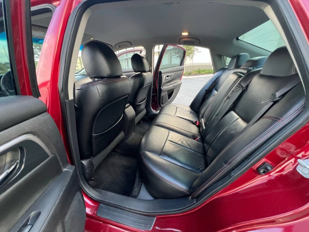 2014 Nissan Altima Image 6