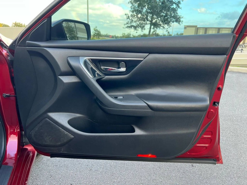 2014 Nissan Altima Image 13