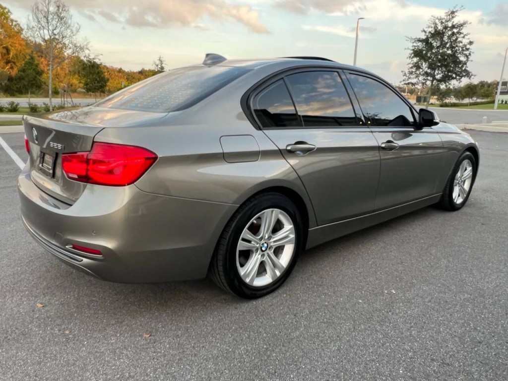 2016 BMW 3 Series Image 3