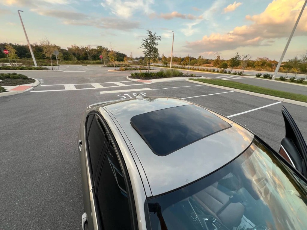 2016 BMW 3 Series Image 17