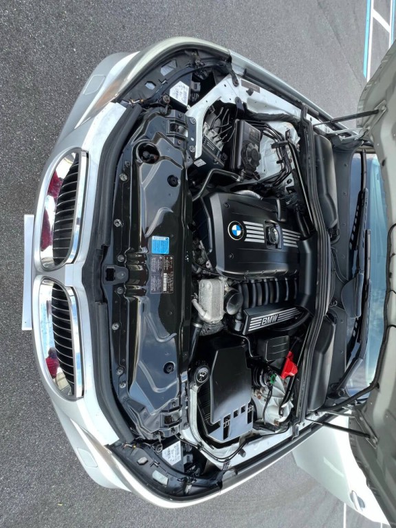 2010 BMW 5 Series Image 16