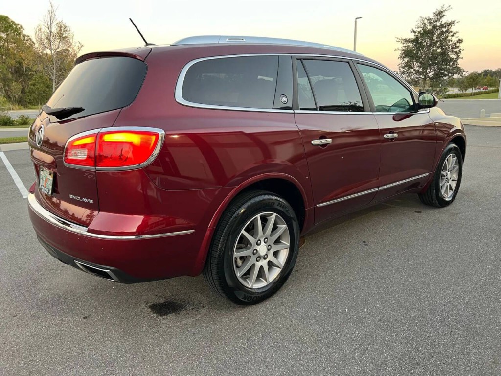 2015 Buick Enclave Image 3