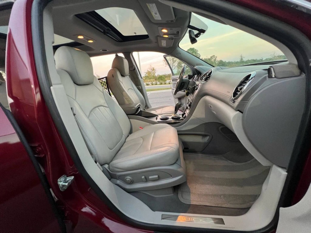 2015 Buick Enclave Image 7