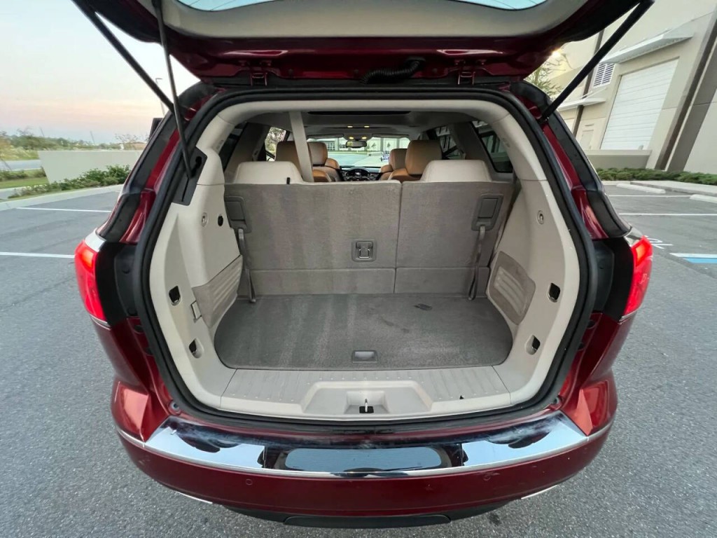 2015 Buick Enclave Image 10