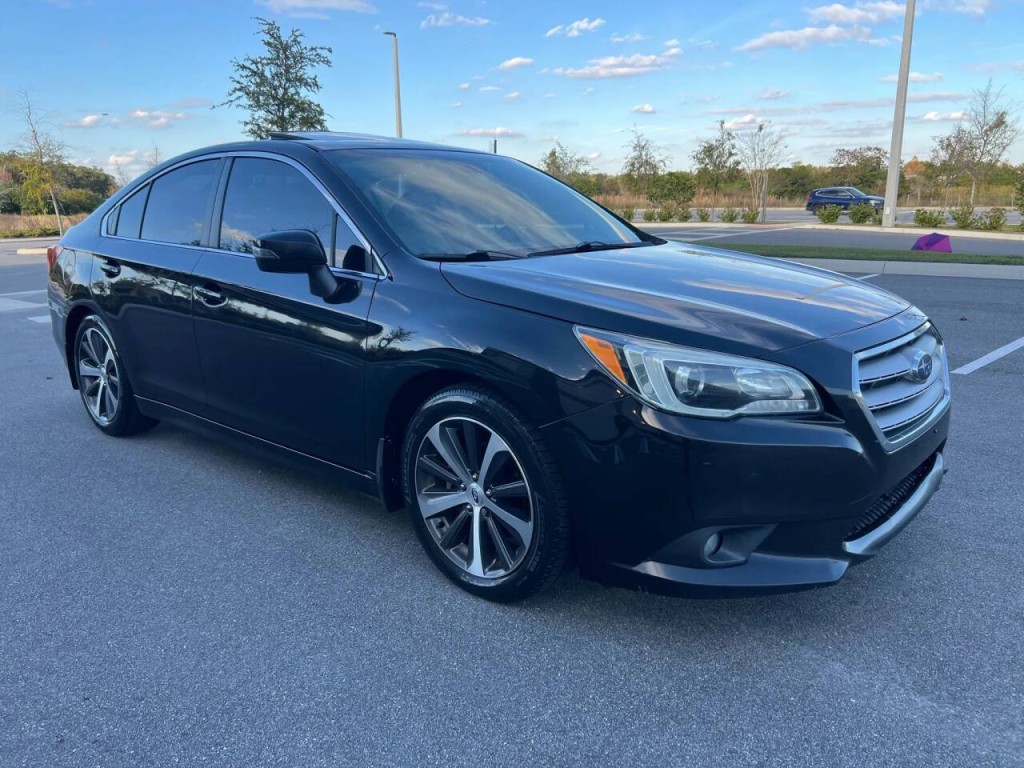 2015 Subaru Legacy Image 2