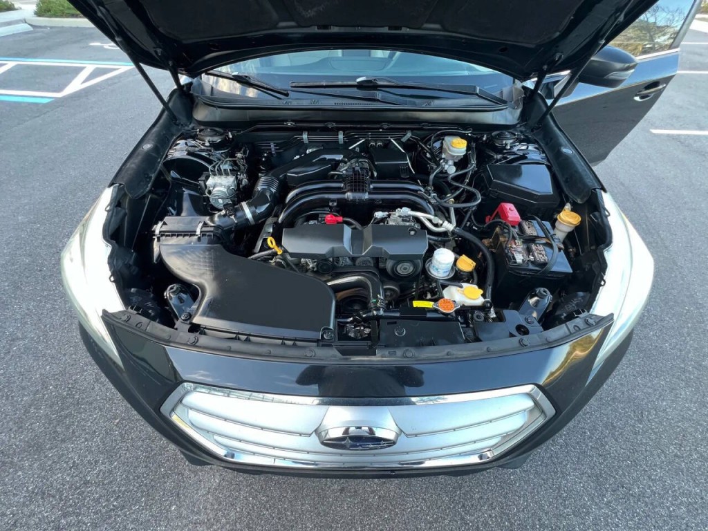 2015 Subaru Legacy Image 15