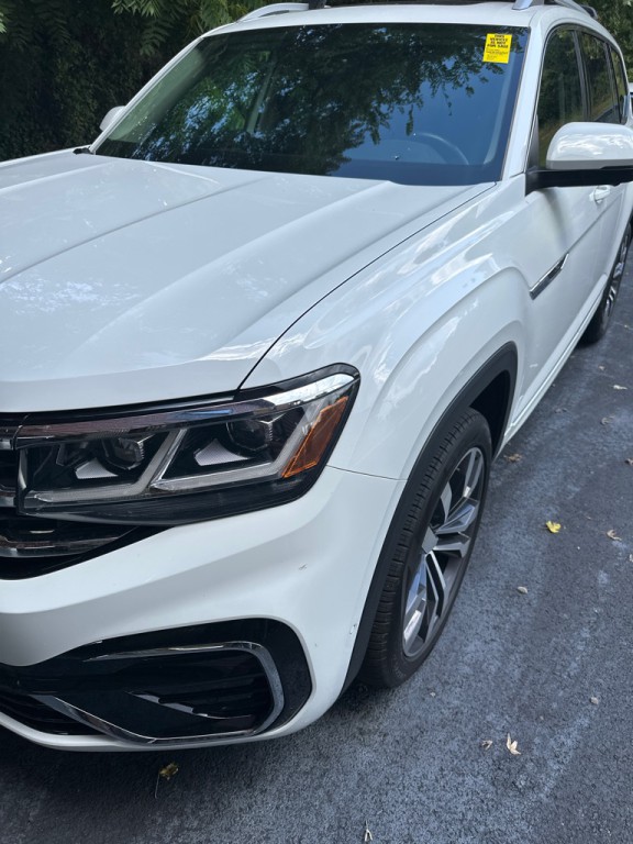 2021 Volkswagen Atlas Image 3