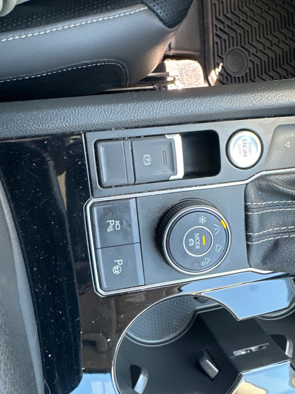 2021 Volkswagen Atlas Image 24