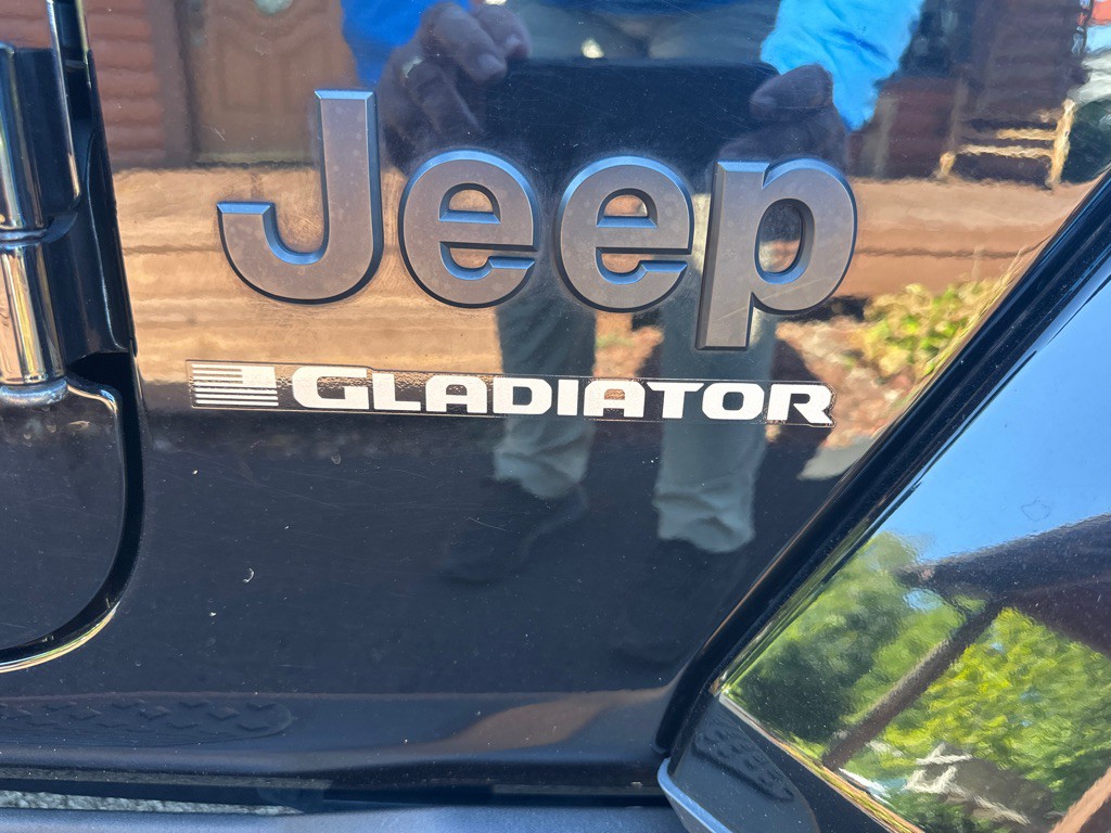 2023 Jeep Gladiator Image 5