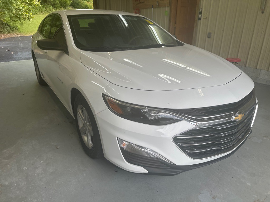 2020 Chevrolet Malibu Image 3