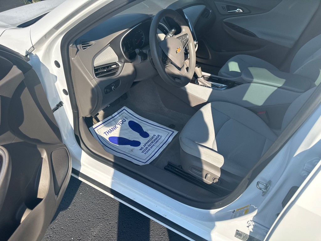 2020 Chevrolet Malibu Image 12