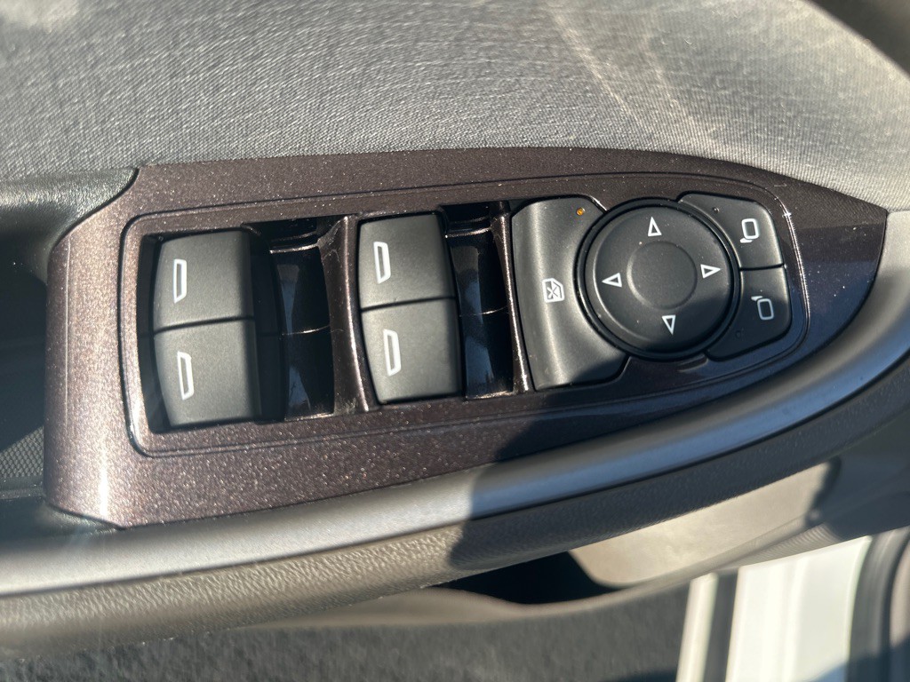 2020 Chevrolet Malibu Image 14