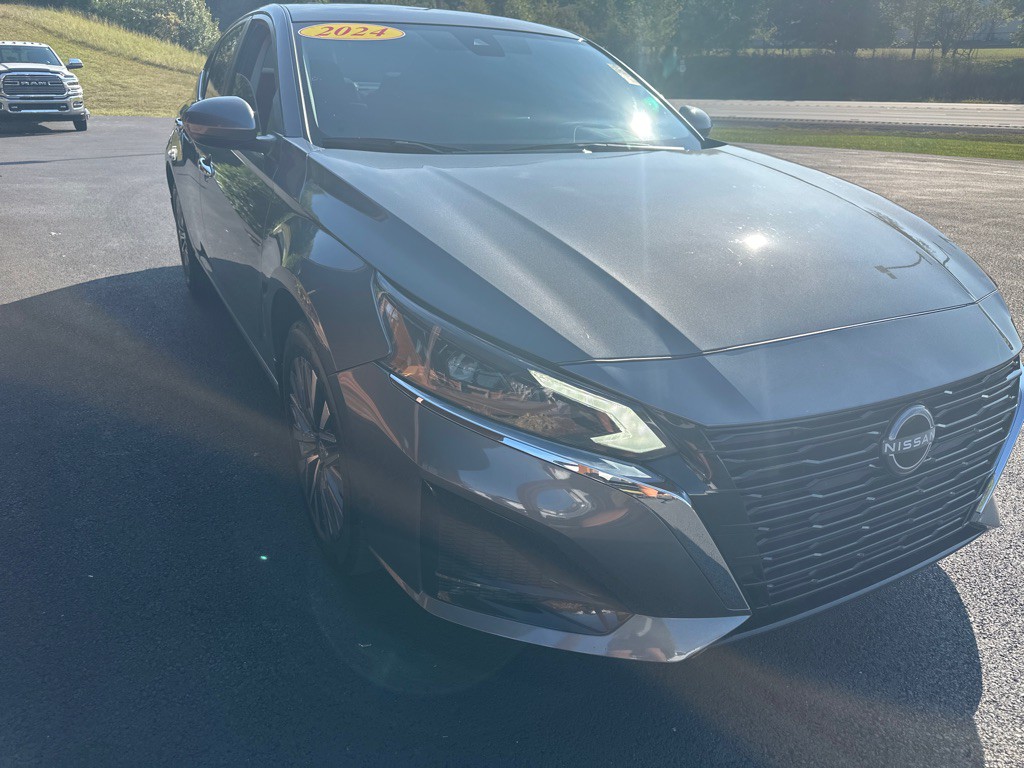 2024 Nissan Altima Image 4