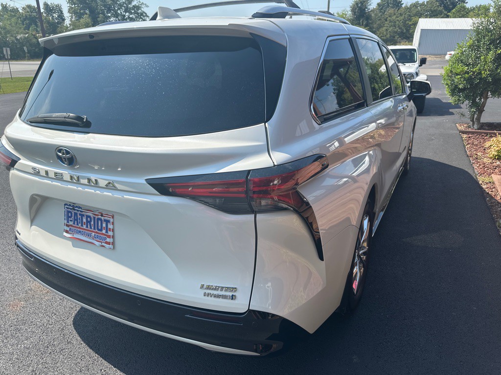 2021 Toyota Sienna Image 9