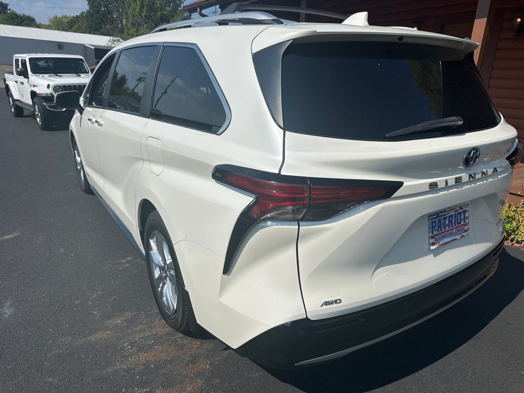 2021 Toyota Sienna Image 13