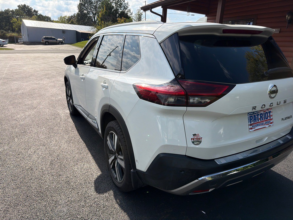 2021 Nissan Rogue Image 10