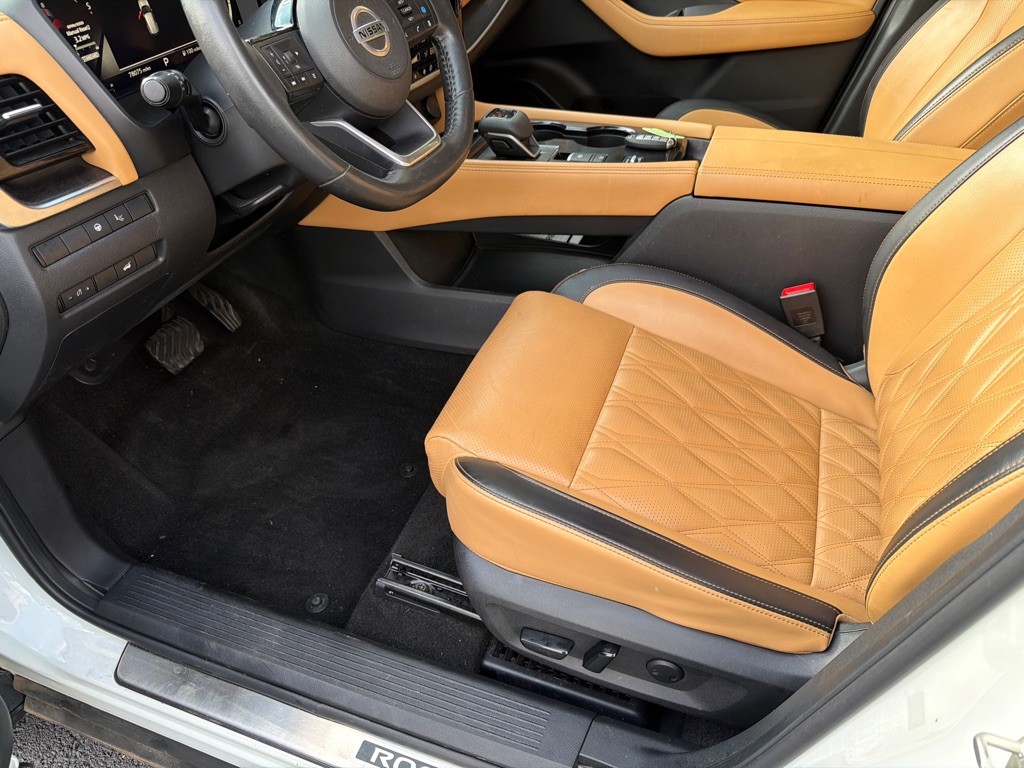 2021 Nissan Rogue Image 32
