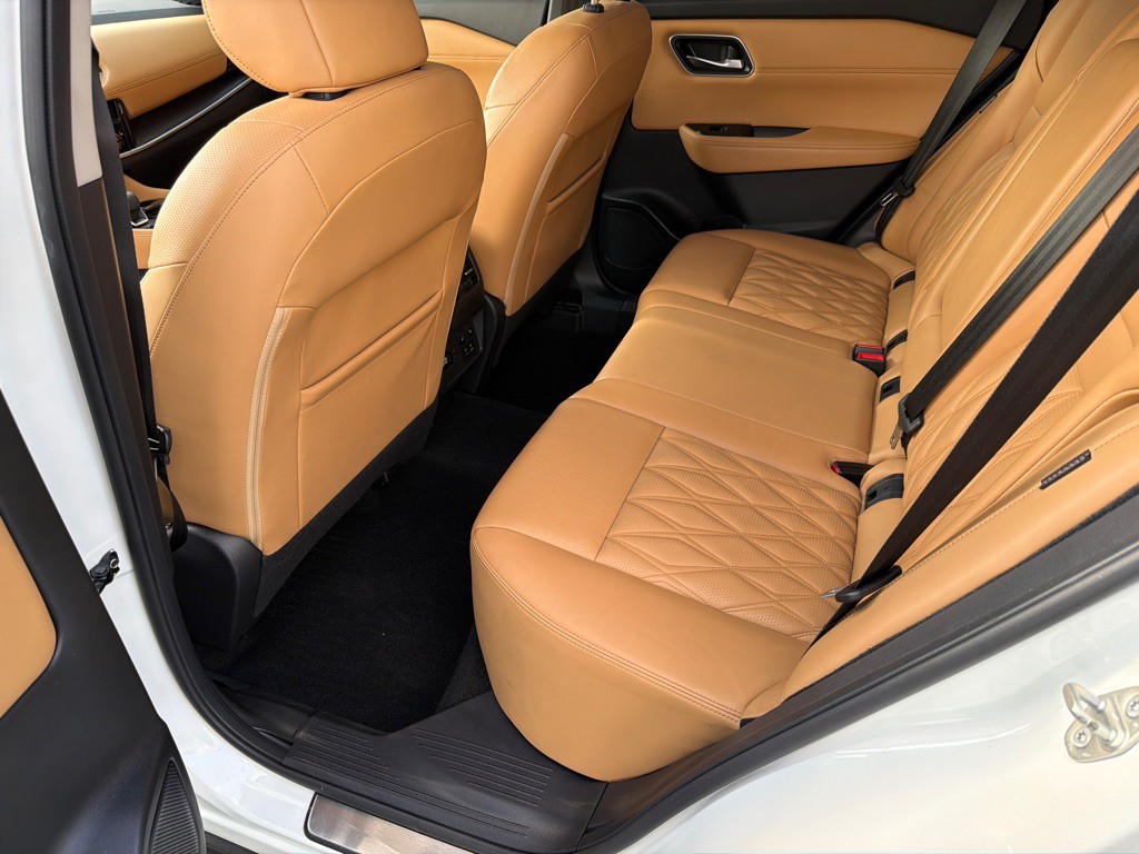 2021 Nissan Rogue Image 33