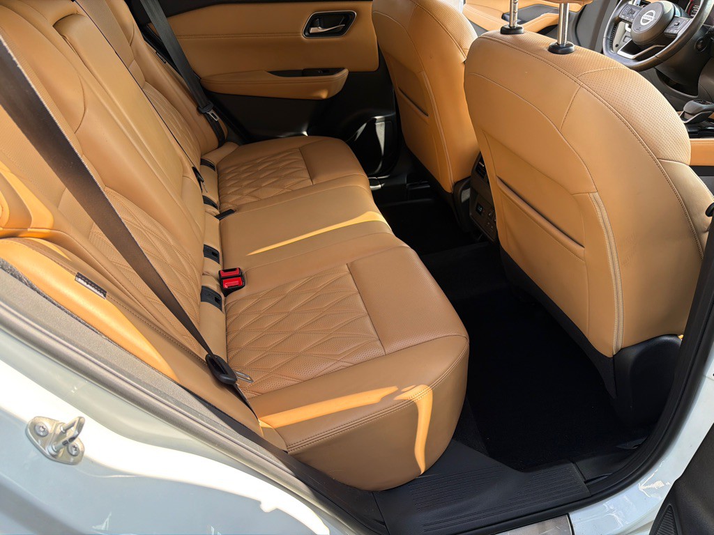 2021 Nissan Rogue Image 37