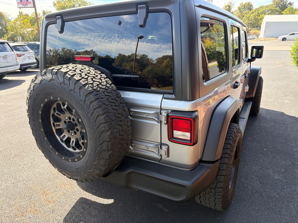 2018 Jeep Wrangler Unlimited Image 8