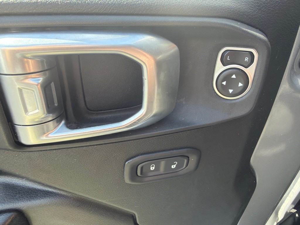 2018 Jeep Wrangler Unlimited Image 15