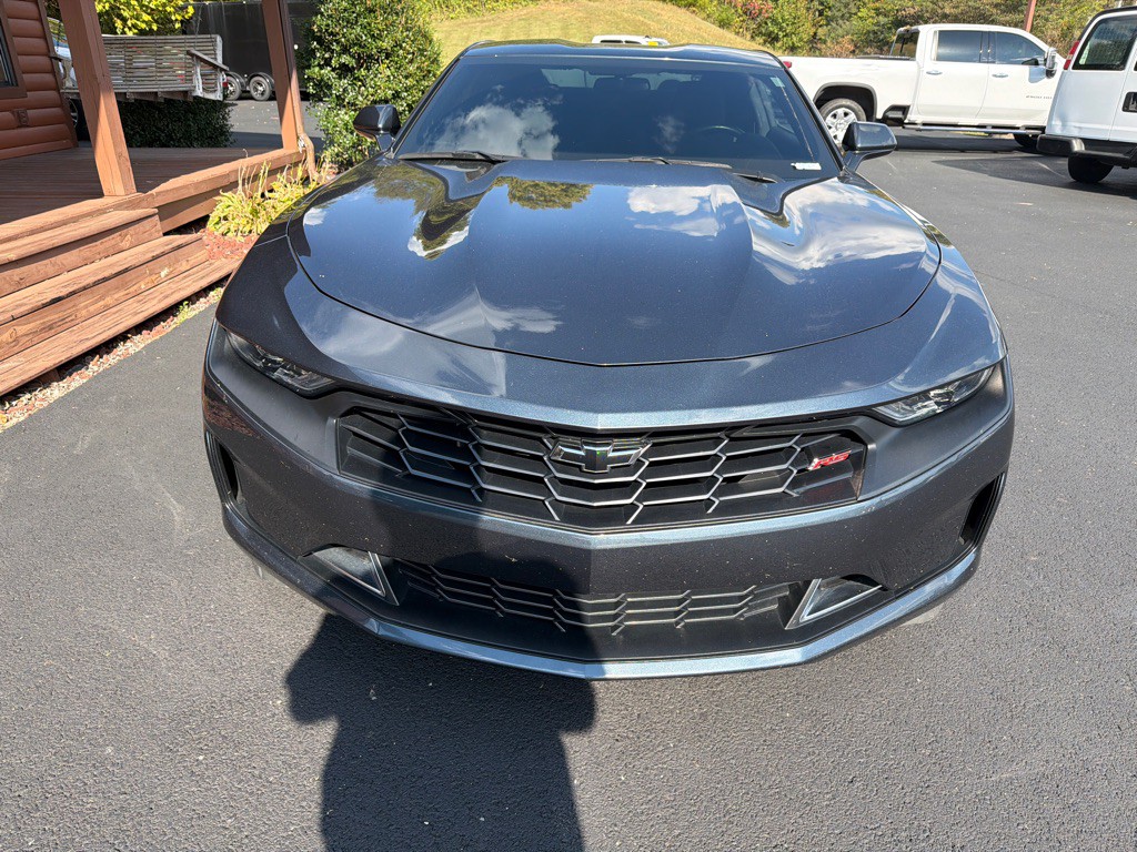 2021 Chevrolet Camaro Image 3