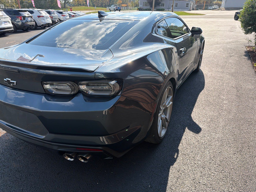 2021 Chevrolet Camaro Image 7