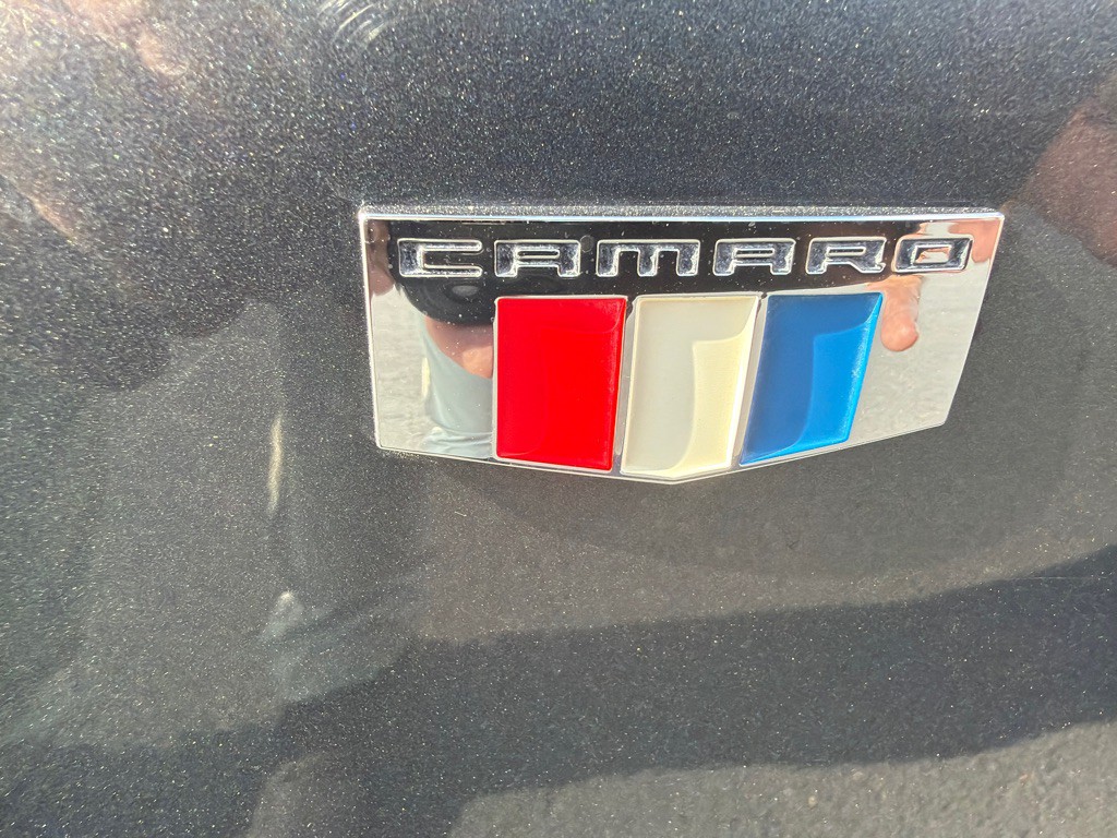 2021 Chevrolet Camaro Image 13
