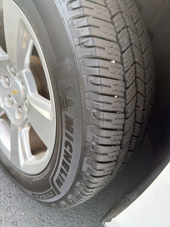 2016 Chevrolet Tahoe Image 12