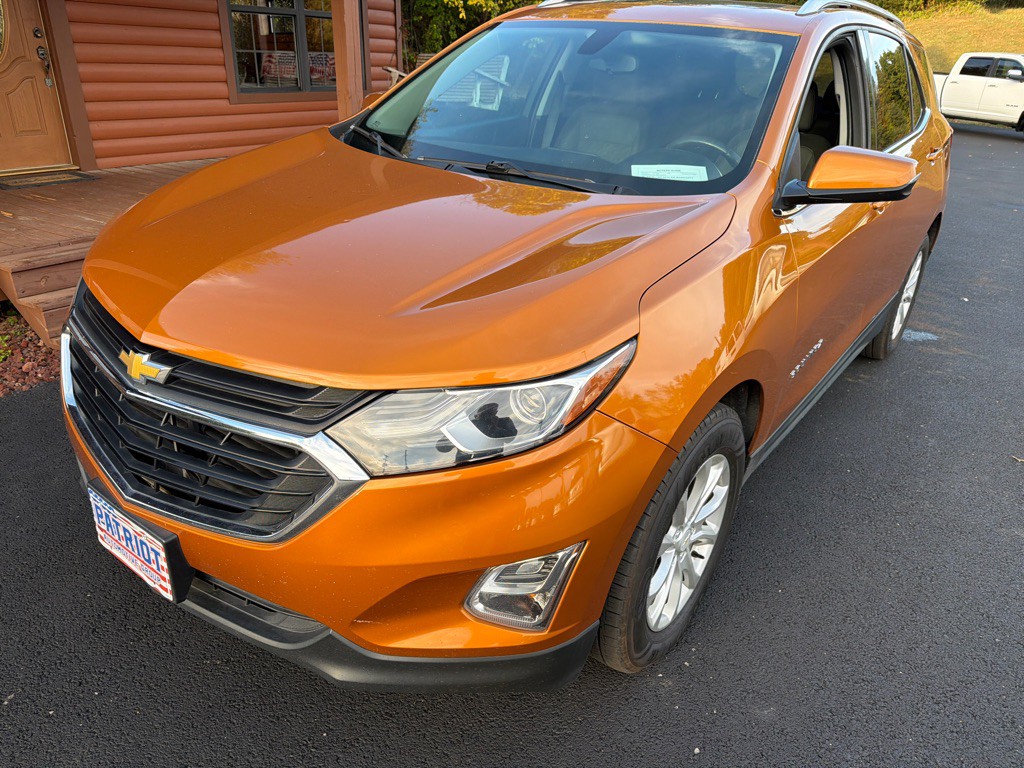 2018 Chevrolet Equinox Image 2