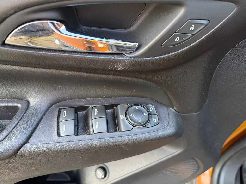 2018 Chevrolet Equinox Image 11
