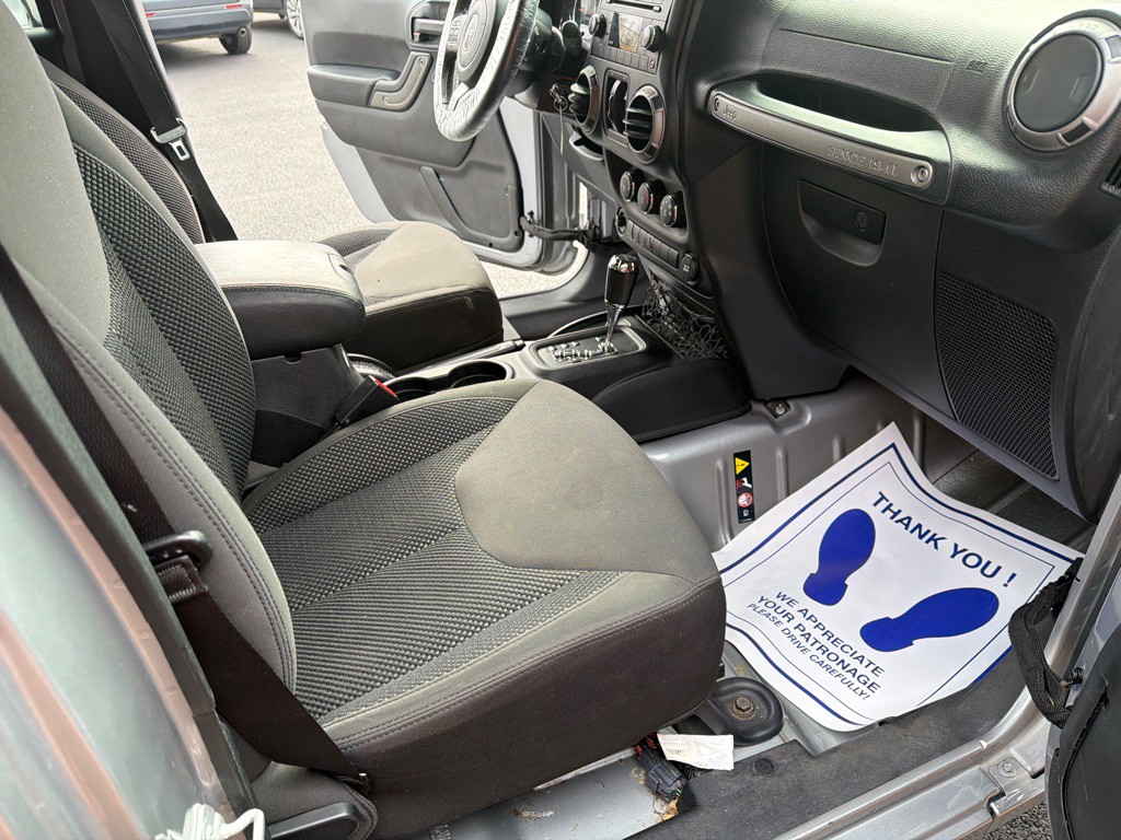 2016 Jeep Wrangler Unlimited Image 12