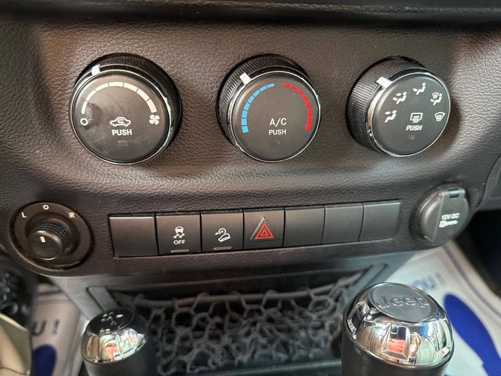 2016 Jeep Wrangler Unlimited Image 18