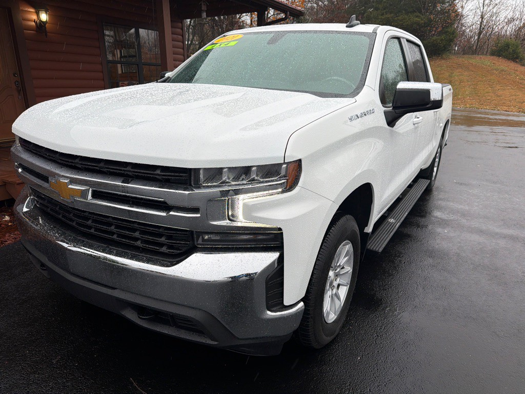 2021 Chevrolet Silverado 1500 Image 2