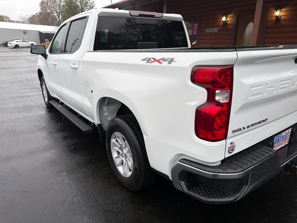 2021 Chevrolet Silverado 1500 Image 11