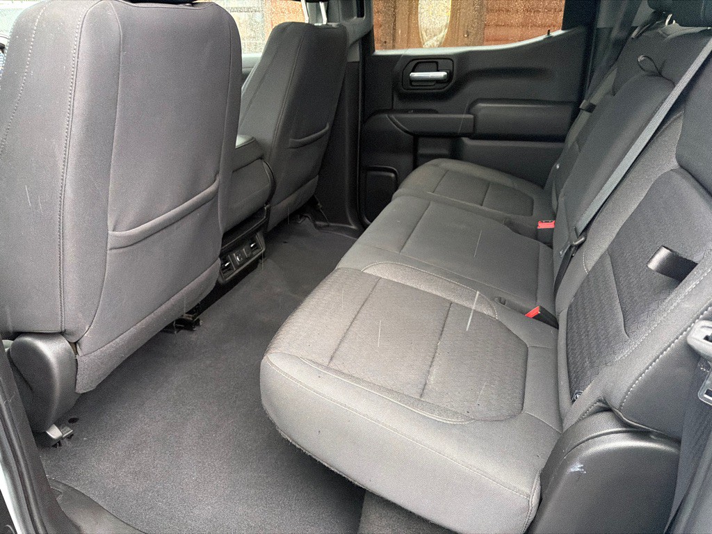 2021 Chevrolet Silverado 1500 Image 17