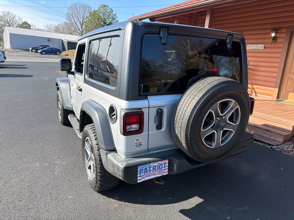 2022 Jeep Wrangler Image 9