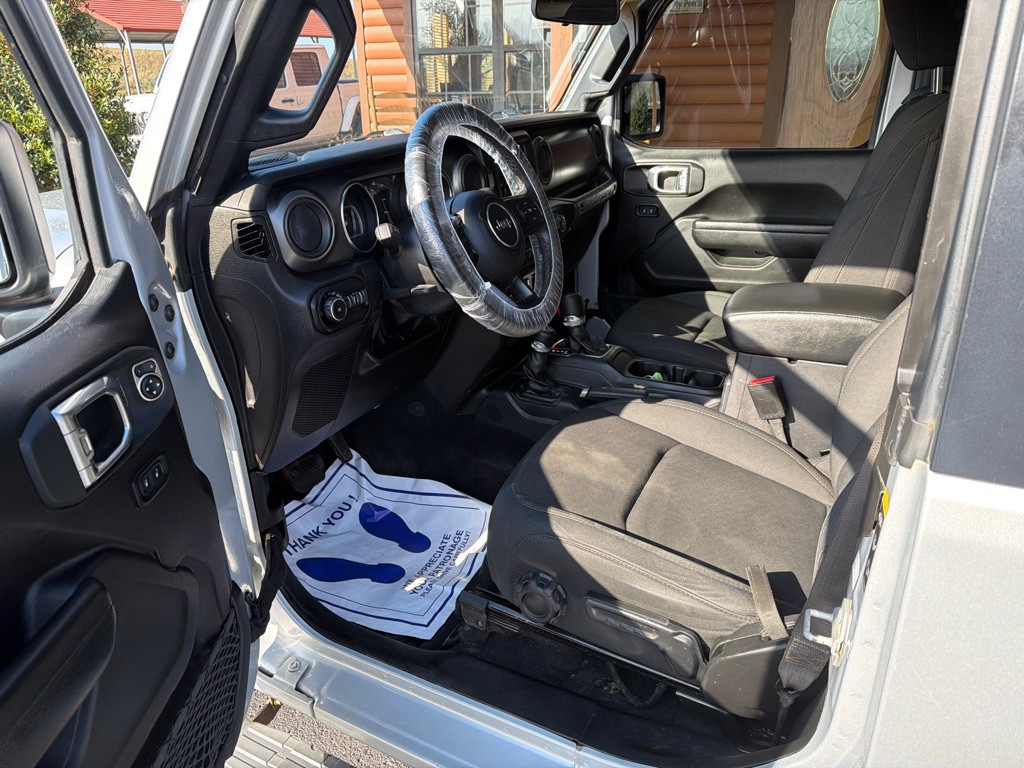 2022 Jeep Wrangler Image 12