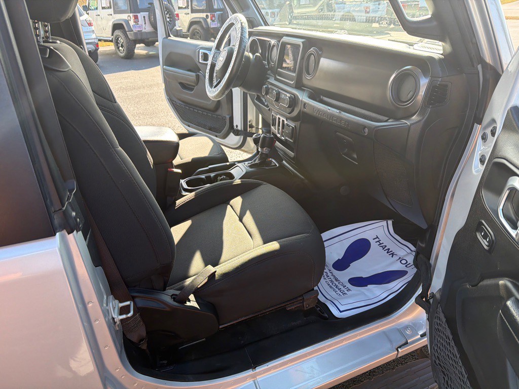 2022 Jeep Wrangler Image 14
