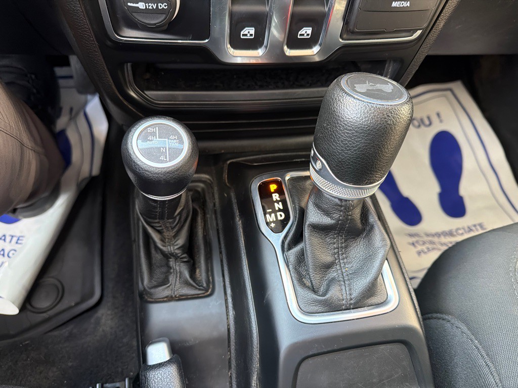 2022 Jeep Wrangler Image 18