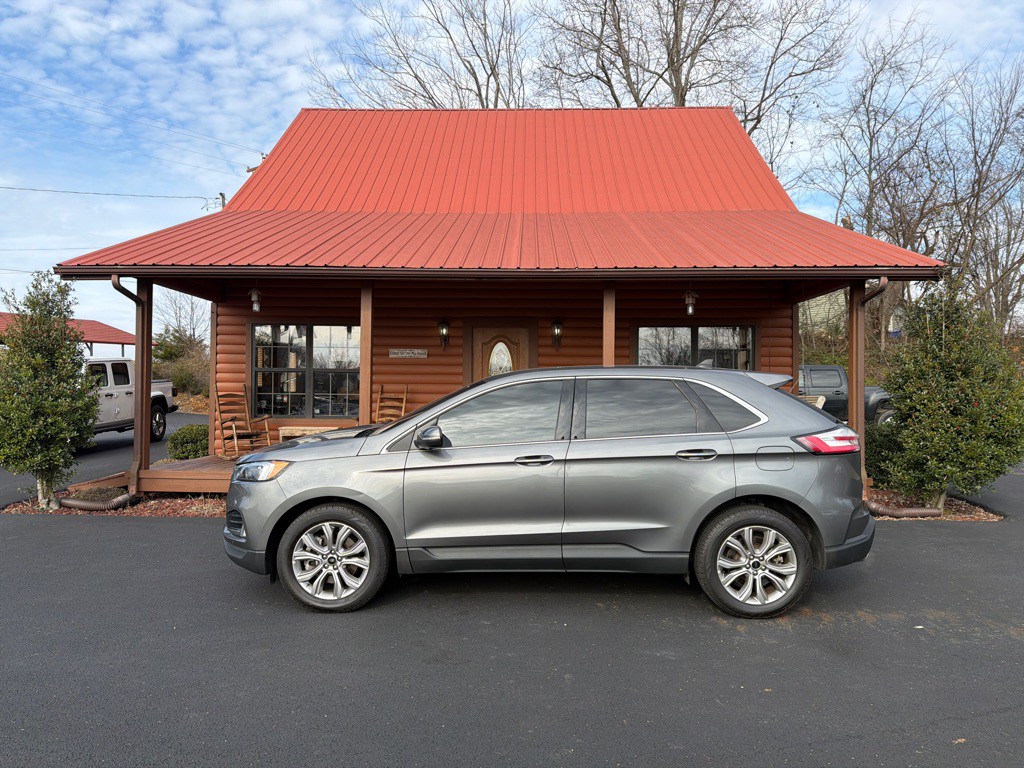 2023 Ford Edge Image 1