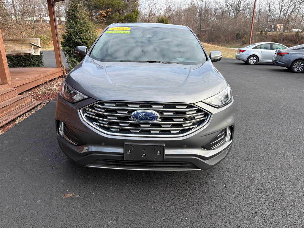 2023 Ford Edge Image 3
