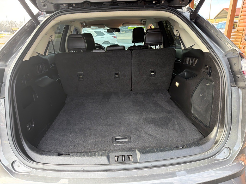 2023 Ford Edge Image 18