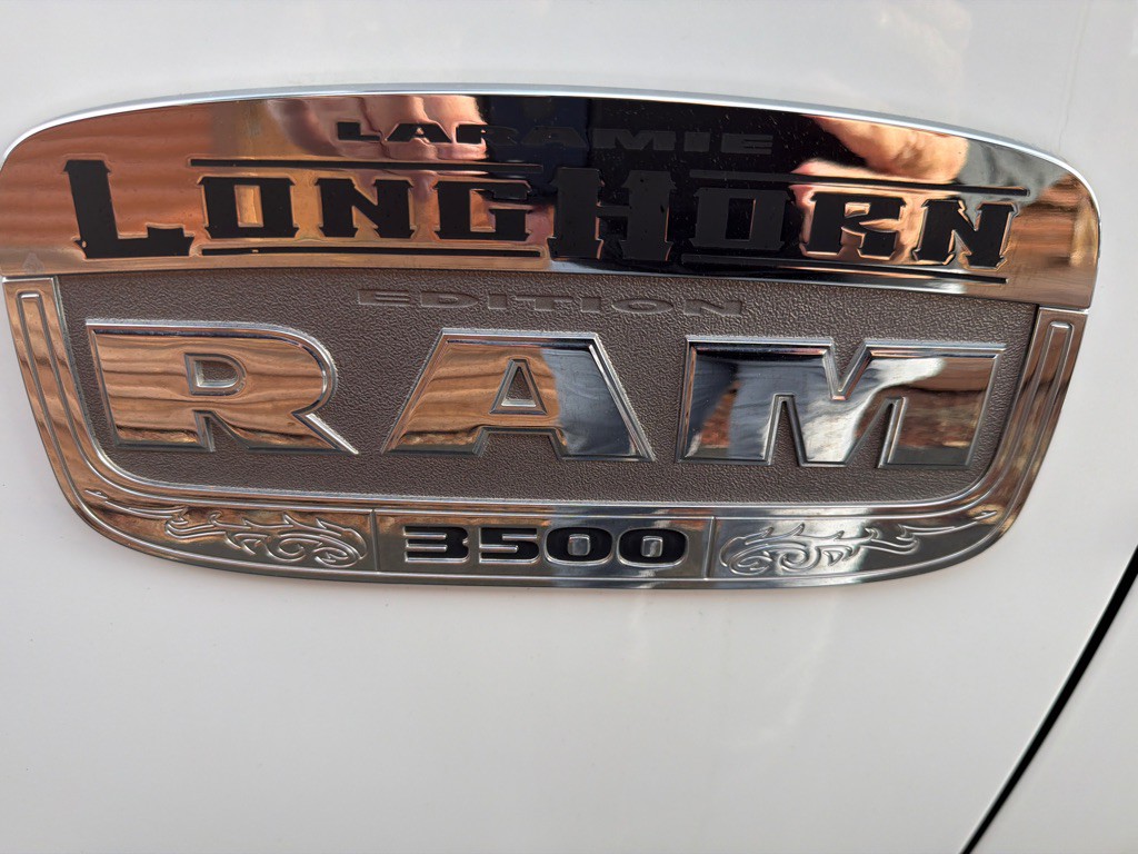 2013 RAM 3500 Image 7