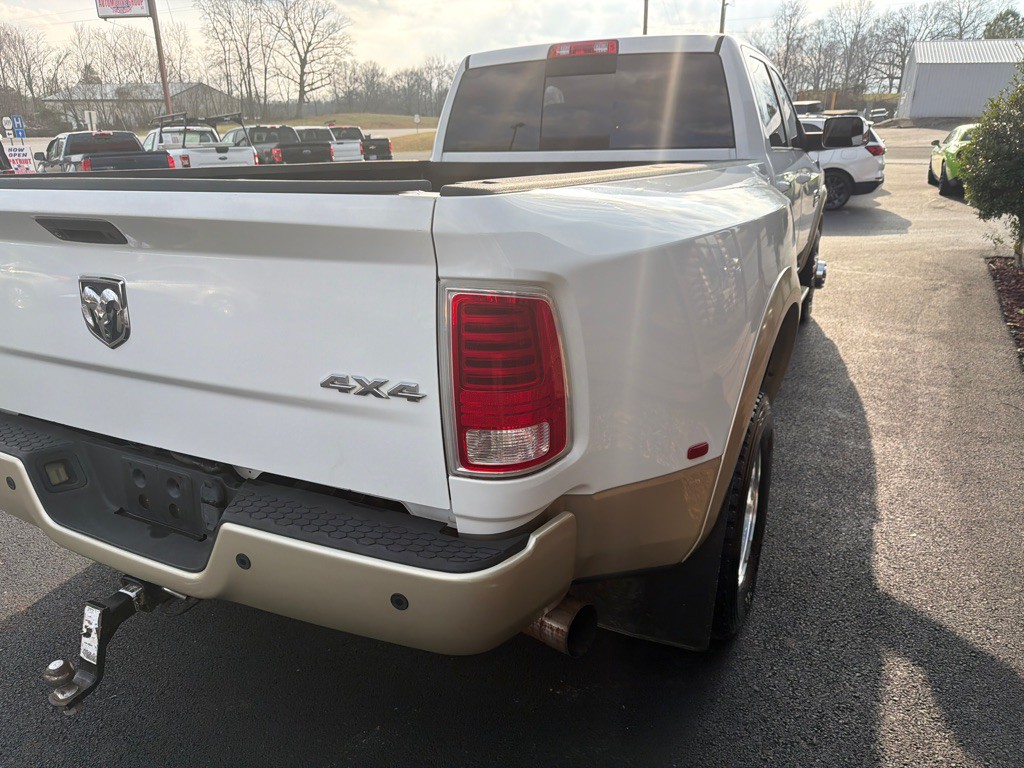 2013 RAM 3500 Image 9