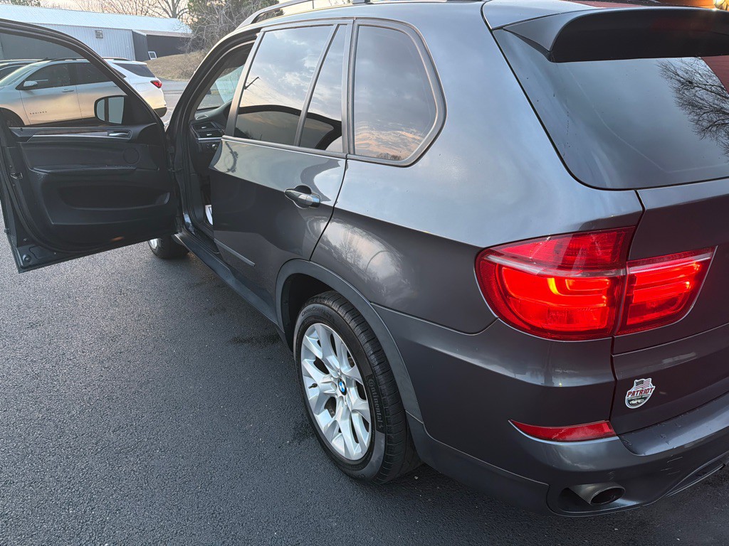2012 BMW X5 Image 9